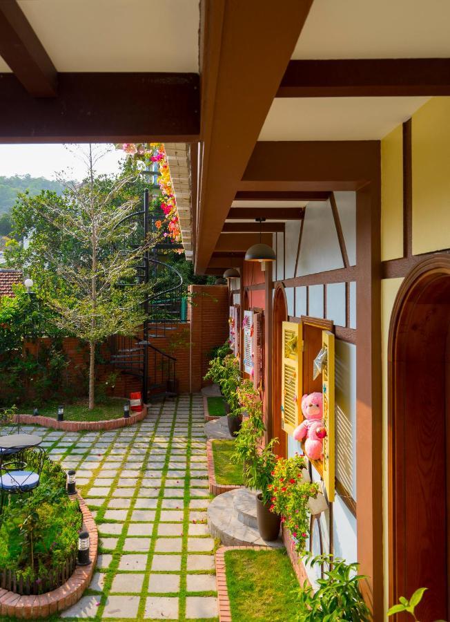 Little Colmar - Homestay & Pottery Studio Ha Long Exterior photo