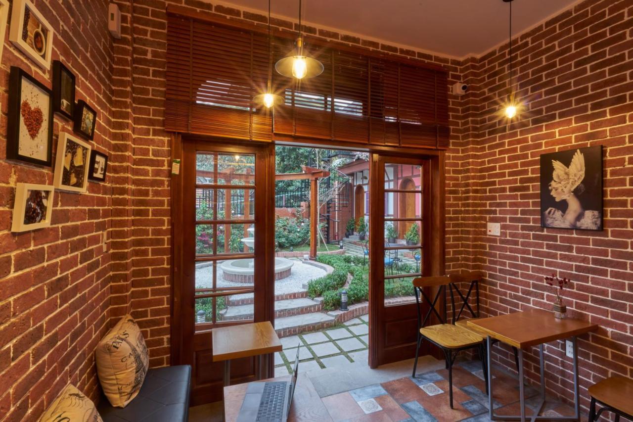 Little Colmar - Homestay & Pottery Studio Ha Long Exterior photo