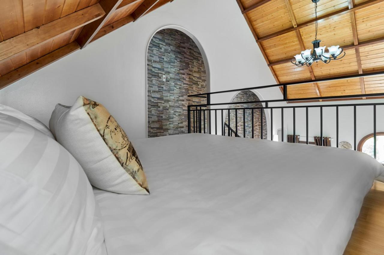 Little Colmar - Homestay & Pottery Studio Ha Long Exterior photo